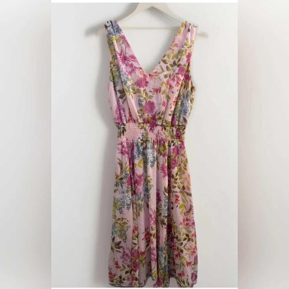 Size 4 Kate And Lily Dresses Pink Floral Smocked Waist Midi Dress - Picture 2 of 10